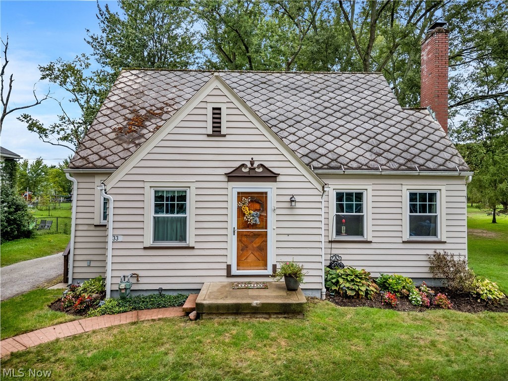 33 Warner Street Seville OH 44273