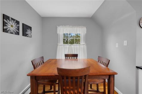 33 Warner Street Seville OH 44273