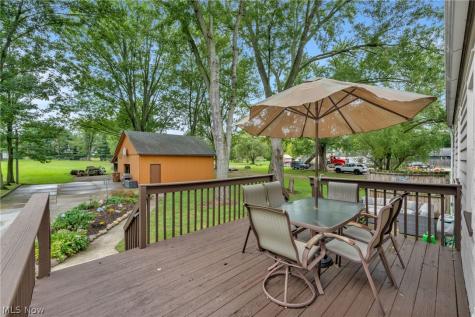 33 Warner Street Seville OH 44273