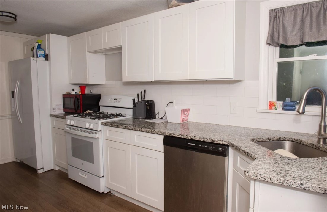 531 Audrey Lane Struthers OH 44471