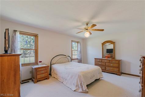 15705 Lowe Road NE Alliance OH 44601