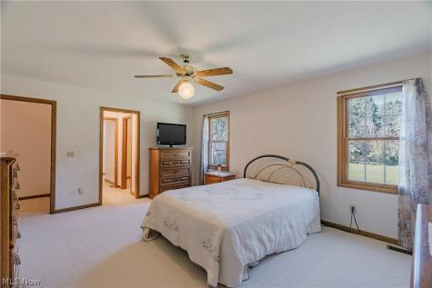 15705 Lowe Road NE Alliance OH 44601