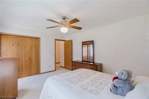 15705 Lowe Road NE Alliance OH 44601