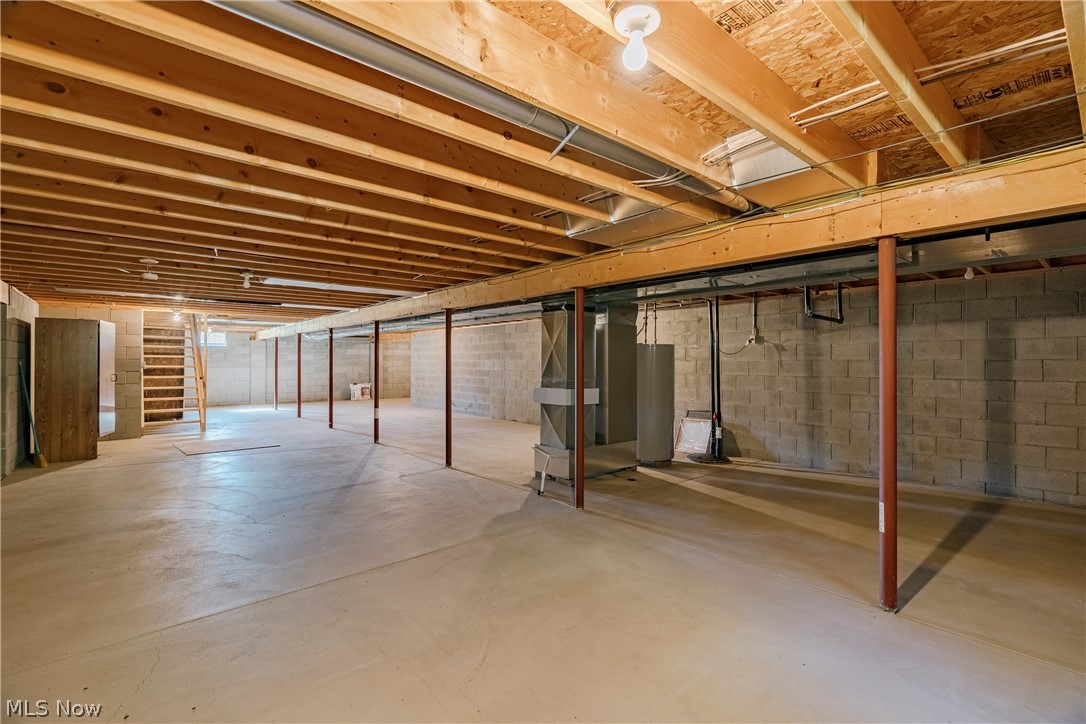 15705 Lowe Road NE Alliance OH 44601