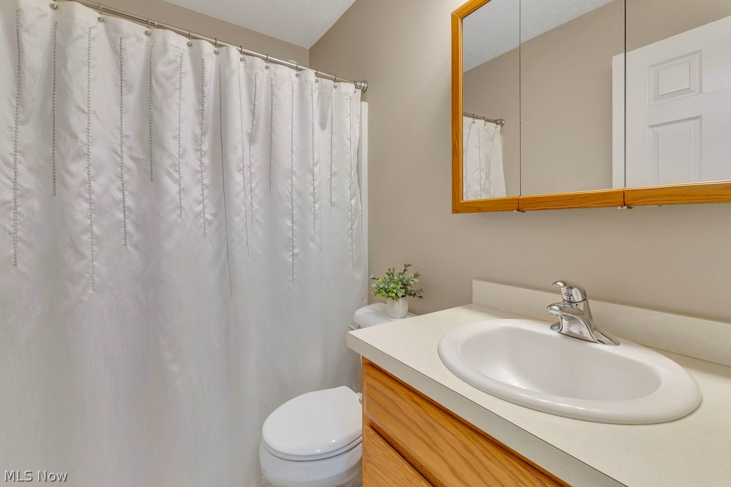 37050 Danforth Court North Ridgeville OH 44039