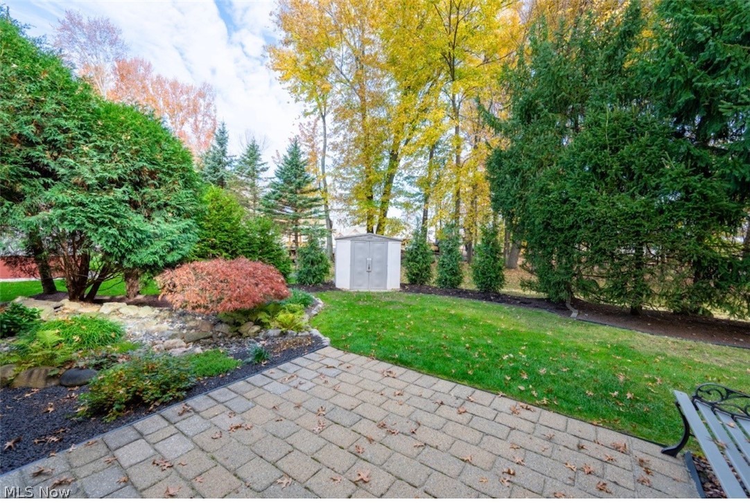 222 Lucretia Lane Columbiana OH 44408