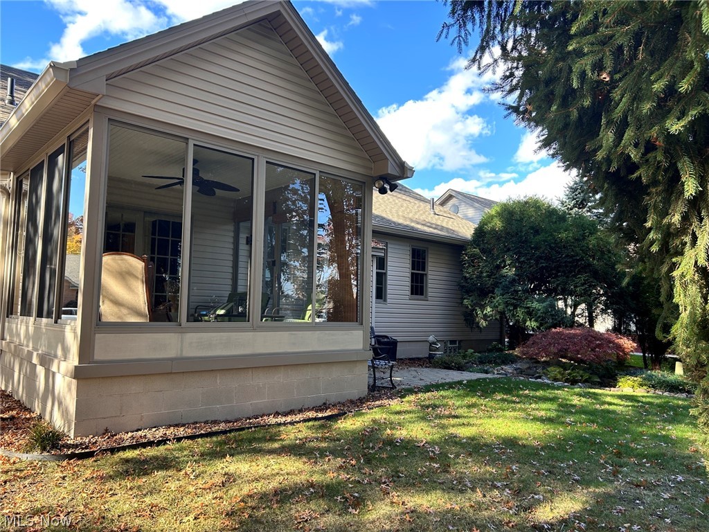 222 Lucretia Lane Columbiana OH 44408