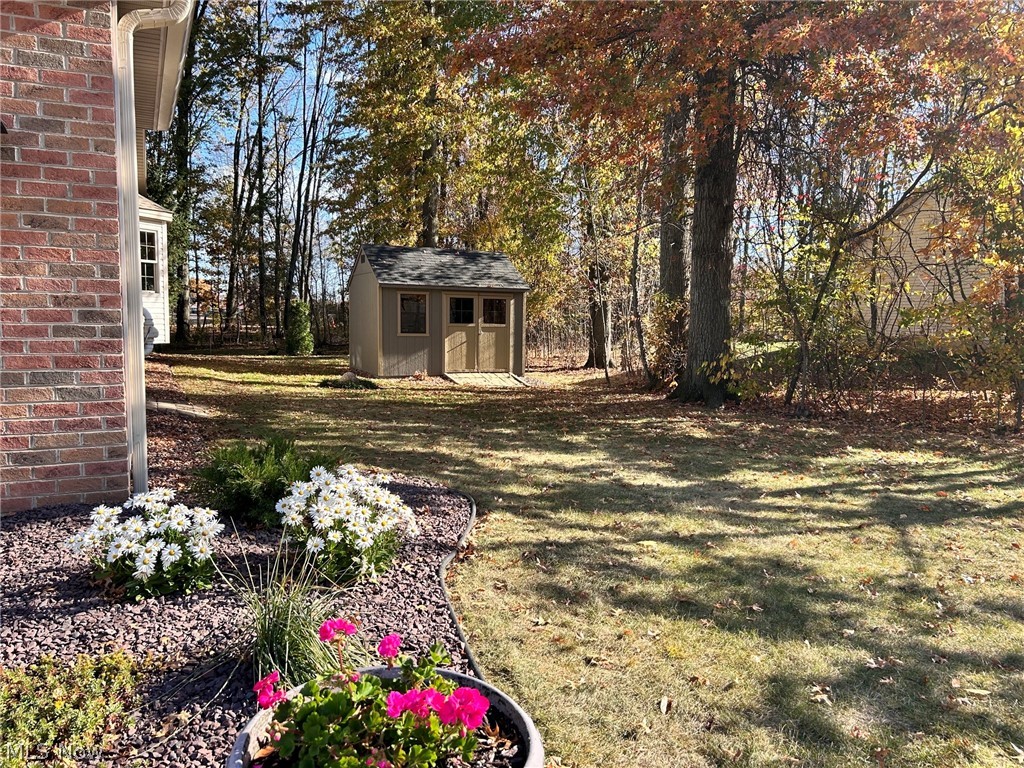 222 Lucretia Lane Columbiana OH 44408
