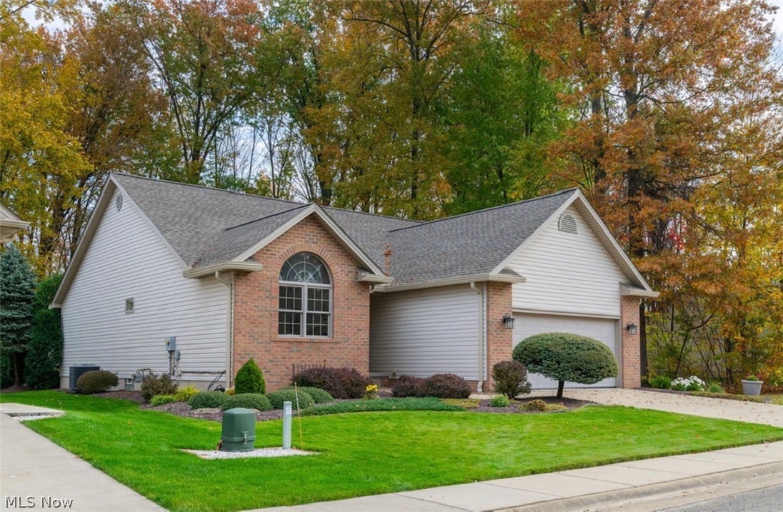 222 Lucretia Lane Columbiana OH 44408