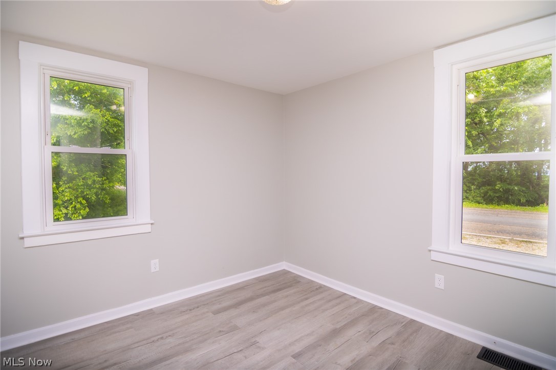 57087 Ferryview Road Martins Ferry OH 43935