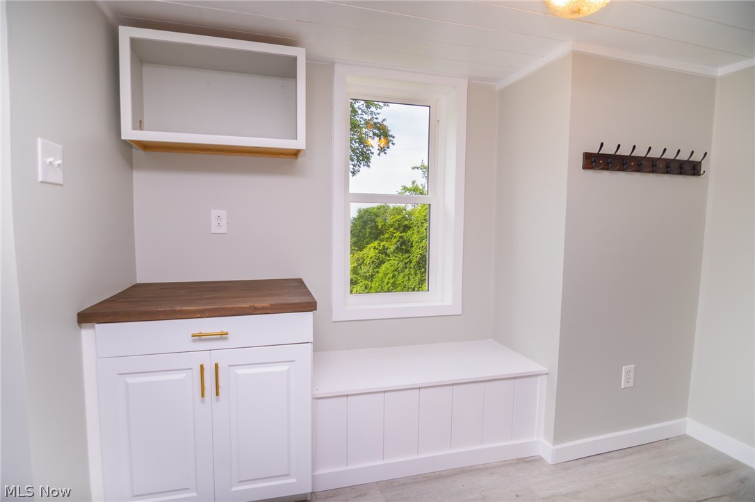 57087 Ferryview Road Martins Ferry OH 43935