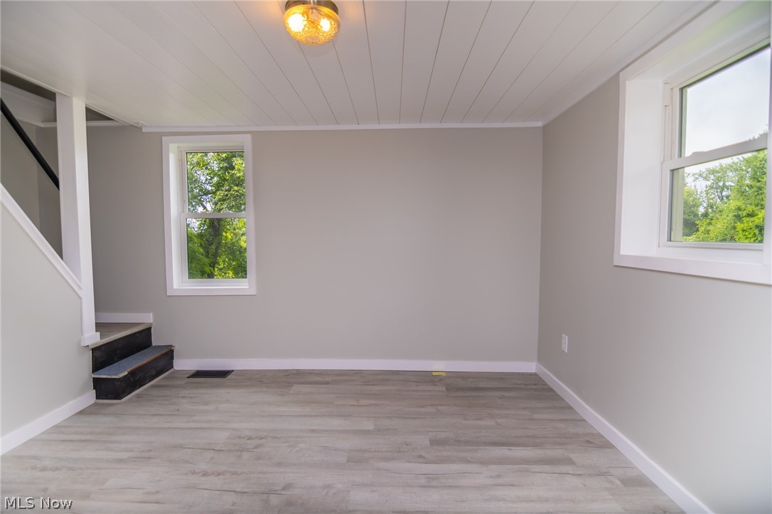 57087 Ferryview Road Martins Ferry OH 43935