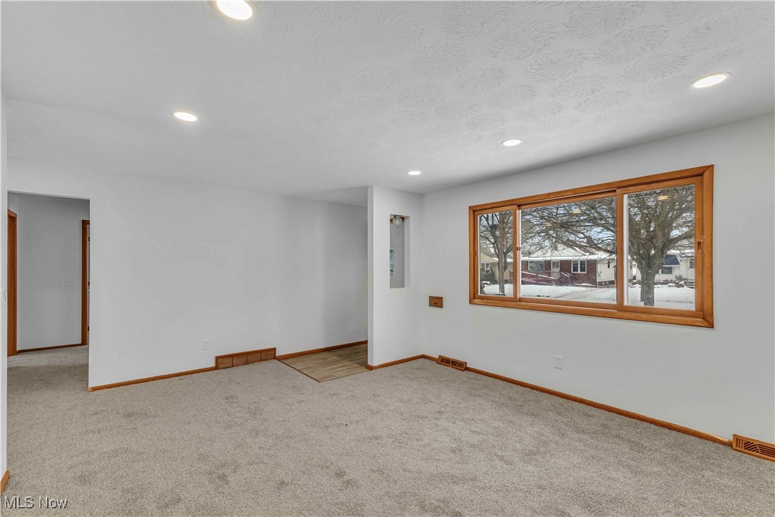 14808 James Avenue Maple Heights OH 44137