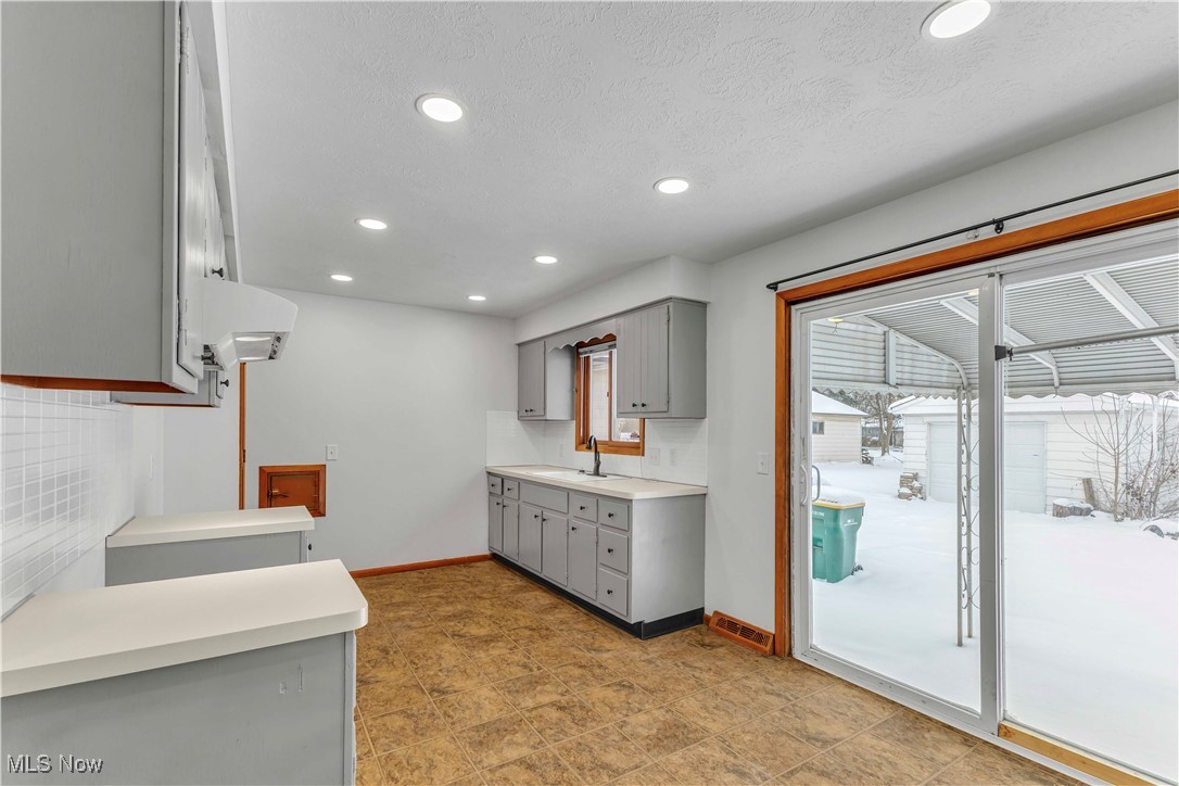 14808 James Avenue Maple Heights OH 44137