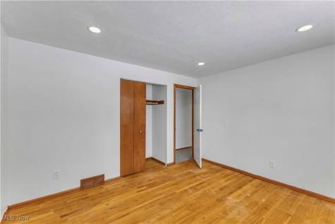 14808 James Avenue Maple Heights OH 44137