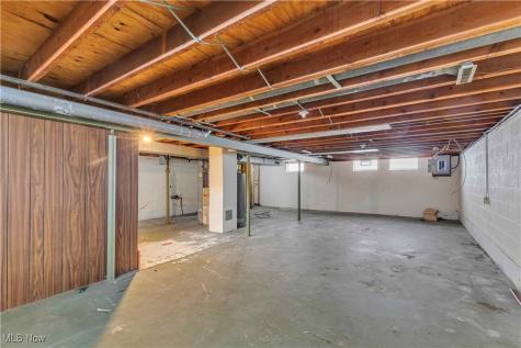 14808 James Avenue Maple Heights OH 44137