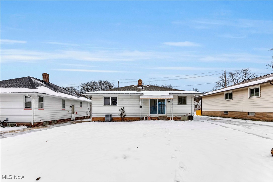 14808 James Avenue Maple Heights OH 44137