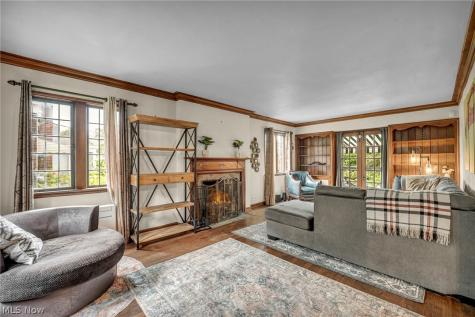 18126 Lomond Boulevard Shaker Heights OH 44122