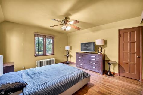 18126 Lomond Boulevard Shaker Heights OH 44122
