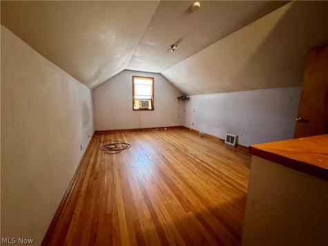 21670 Ivan Avenue Euclid OH 44123