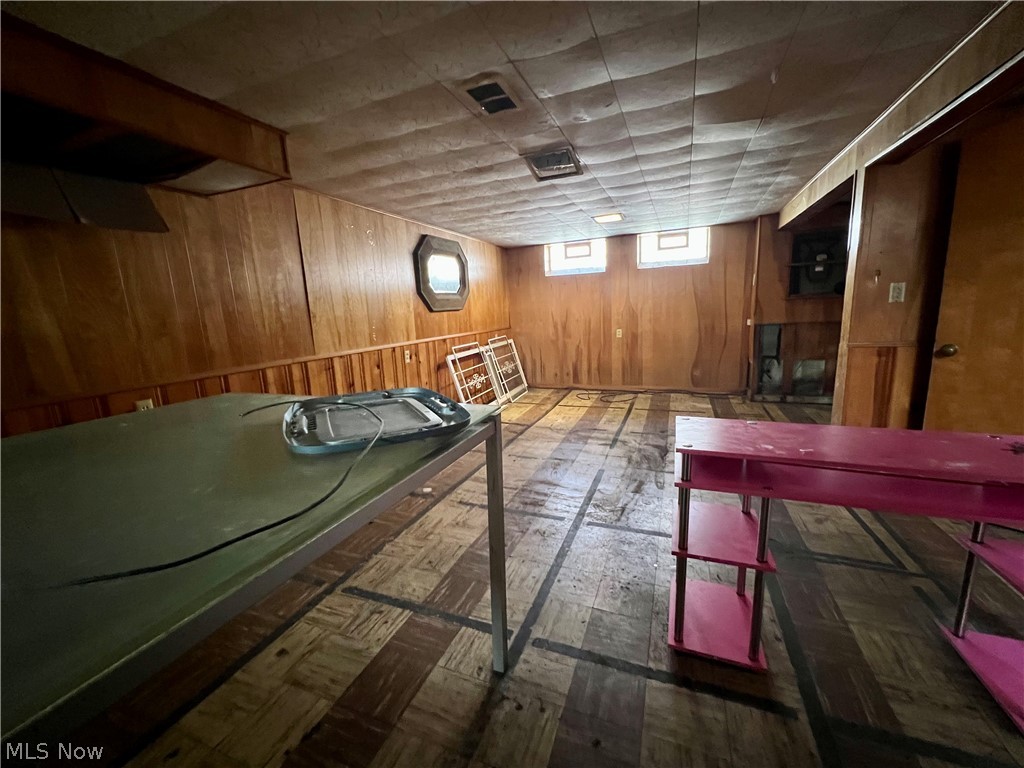 21670 Ivan Avenue Euclid OH 44123