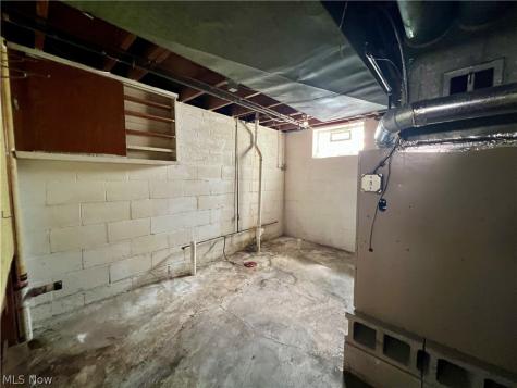 21670 Ivan Avenue Euclid OH 44123