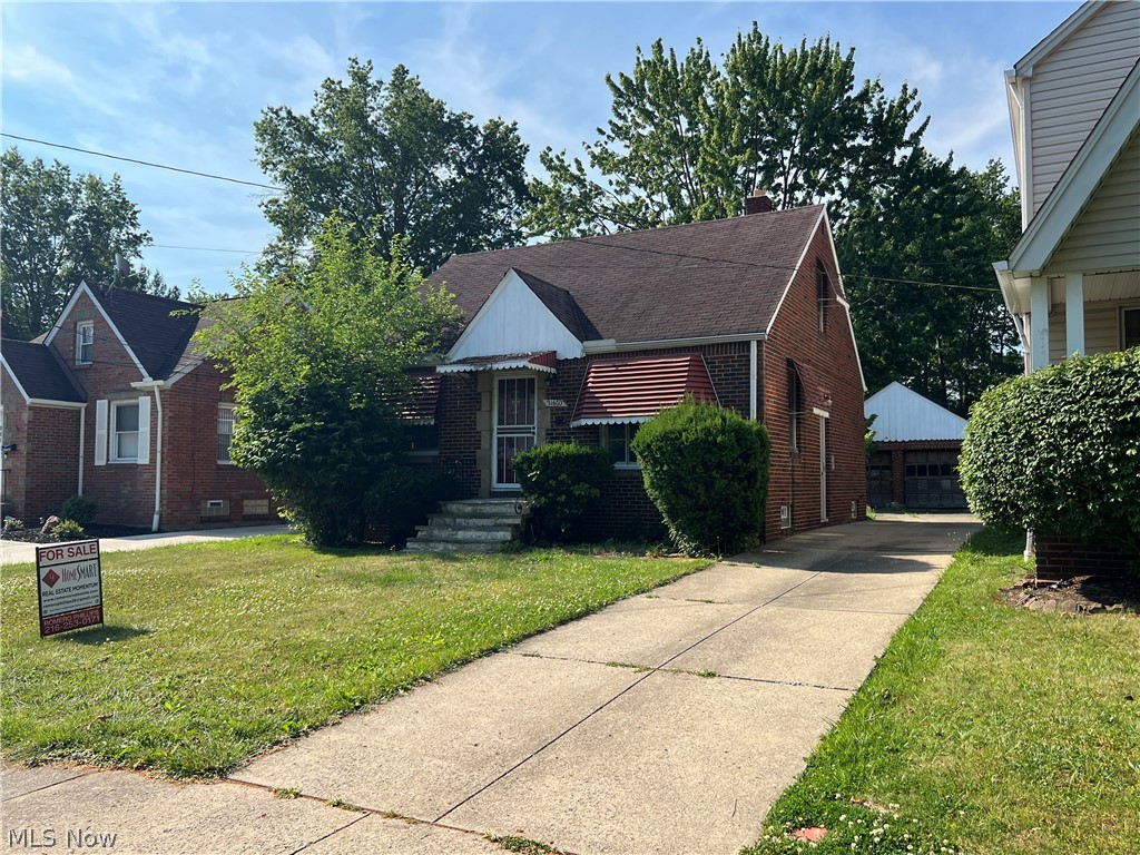 21670 Ivan Avenue Euclid OH 44123