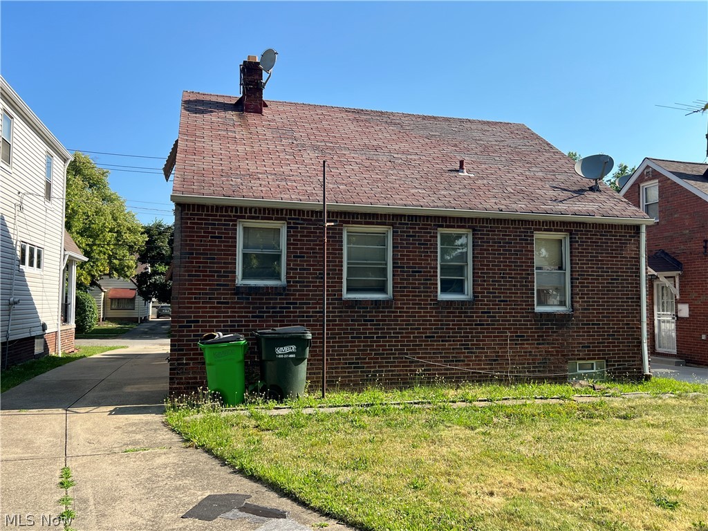 21670 Ivan Avenue Euclid OH 44123