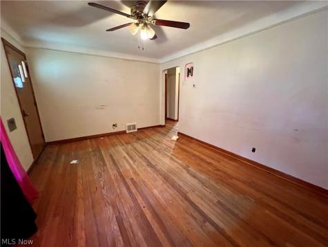 21670 Ivan Avenue Euclid OH 44123