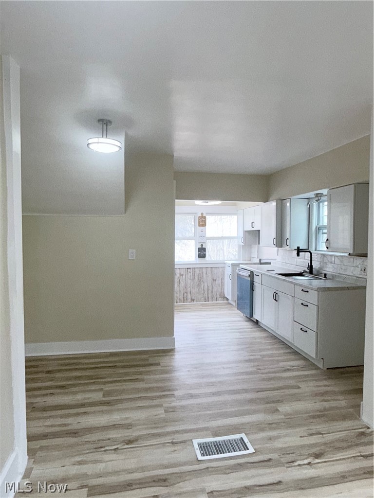 569 Barwell Street Akron OH 44303
