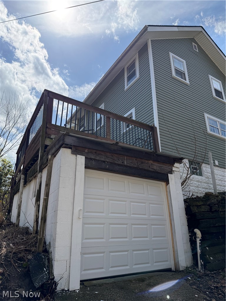 569 Barwell Street Akron OH 44303