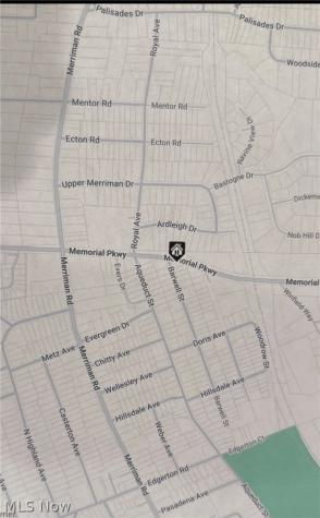 569 Barwell Street Akron OH 44303