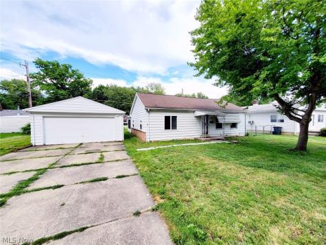 483 Campers Drive Eastlake OH 44095