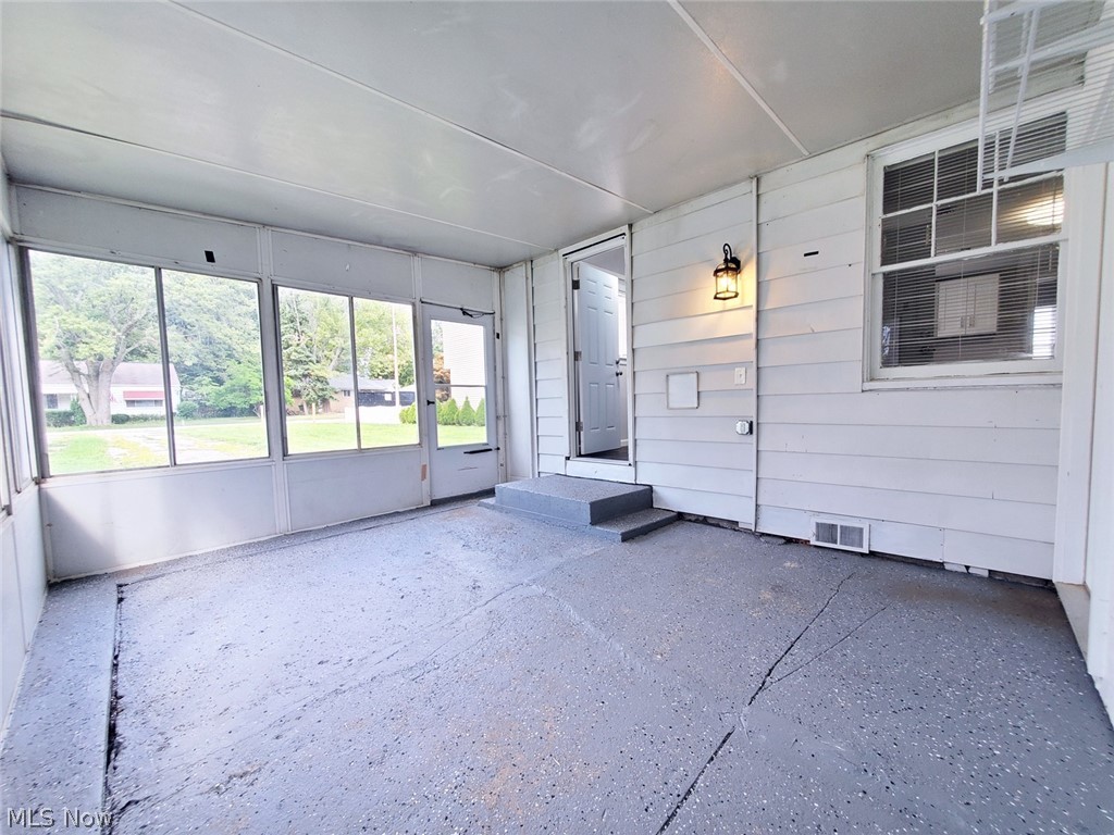 483 Campers Drive Eastlake OH 44095