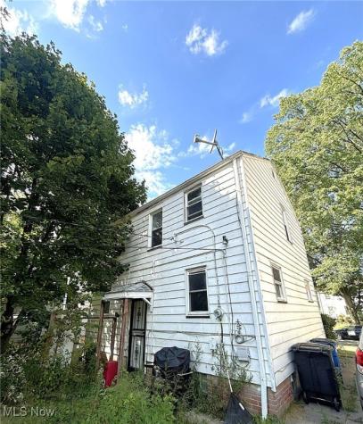 17604 Walden Avenue Cleveland OH 44128