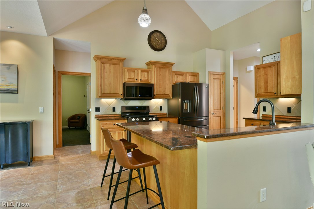 9216 Warren Painesville Road North Bloomfield OH 44450