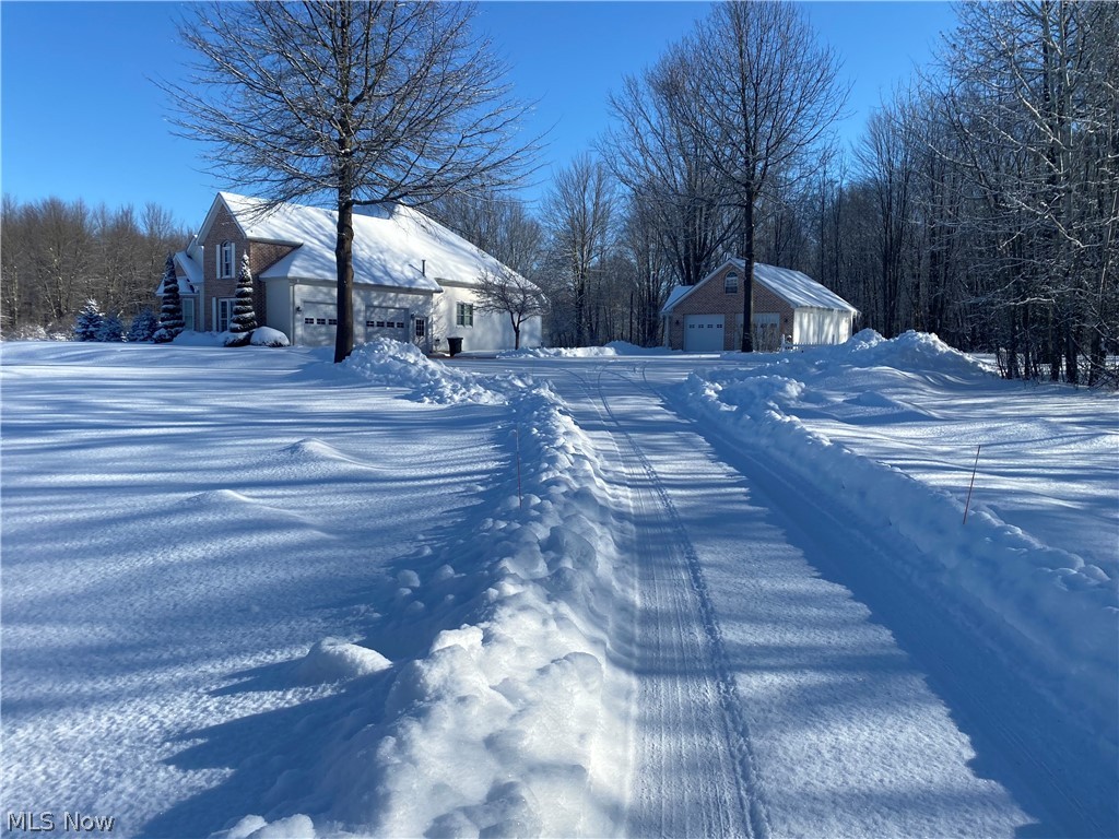 9216 Warren Painesville Road North Bloomfield OH 44450