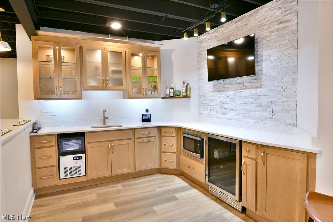 9216 Warren Painesville Road North Bloomfield OH 44450