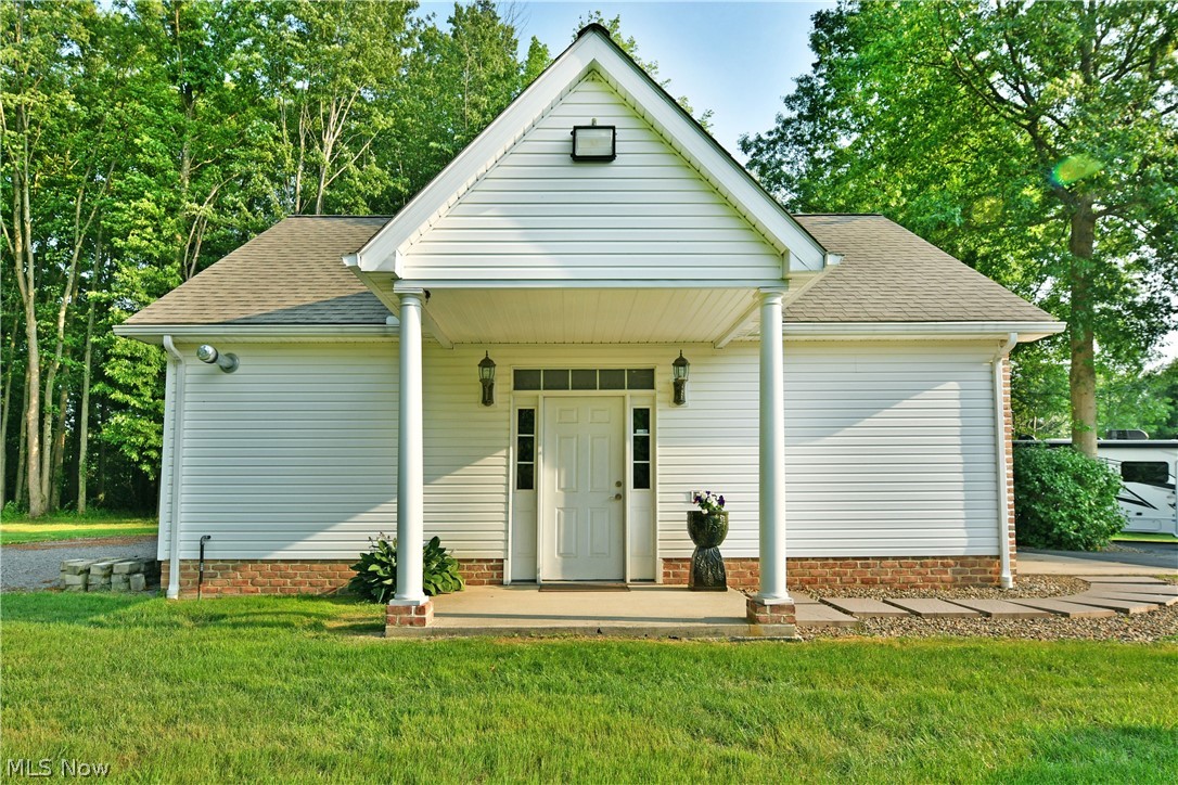 9216 Warren Painesville Road North Bloomfield OH 44450