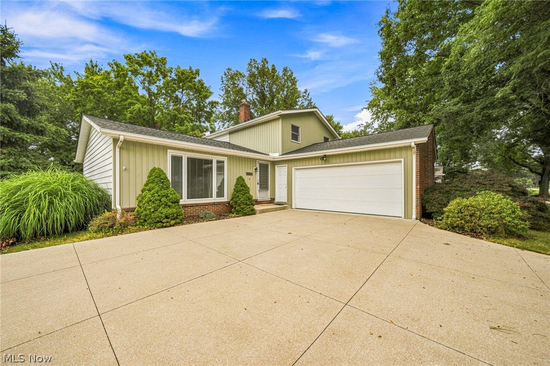 8631 Oxford Drive Strongsville OH 44149