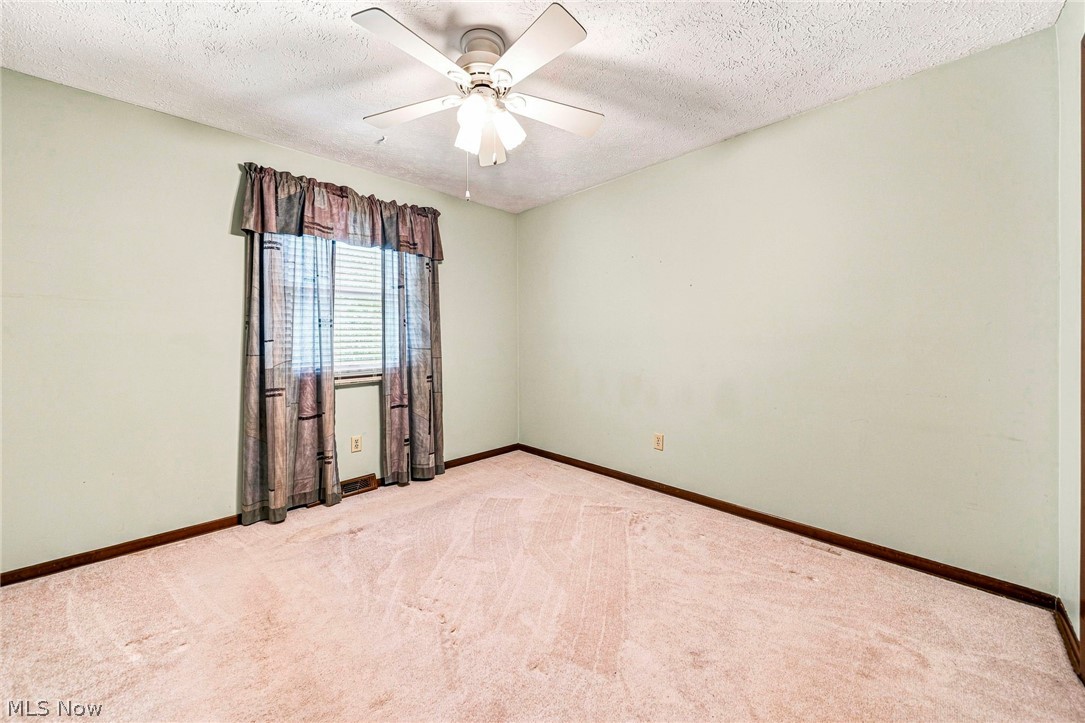 8631 Oxford Drive Strongsville OH 44149