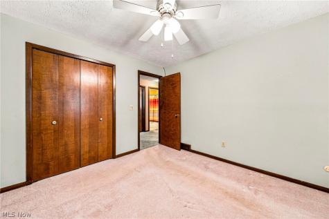 8631 Oxford Drive Strongsville OH 44149
