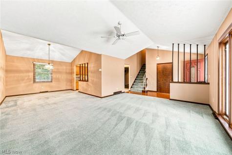 8631 Oxford Drive Strongsville OH 44149