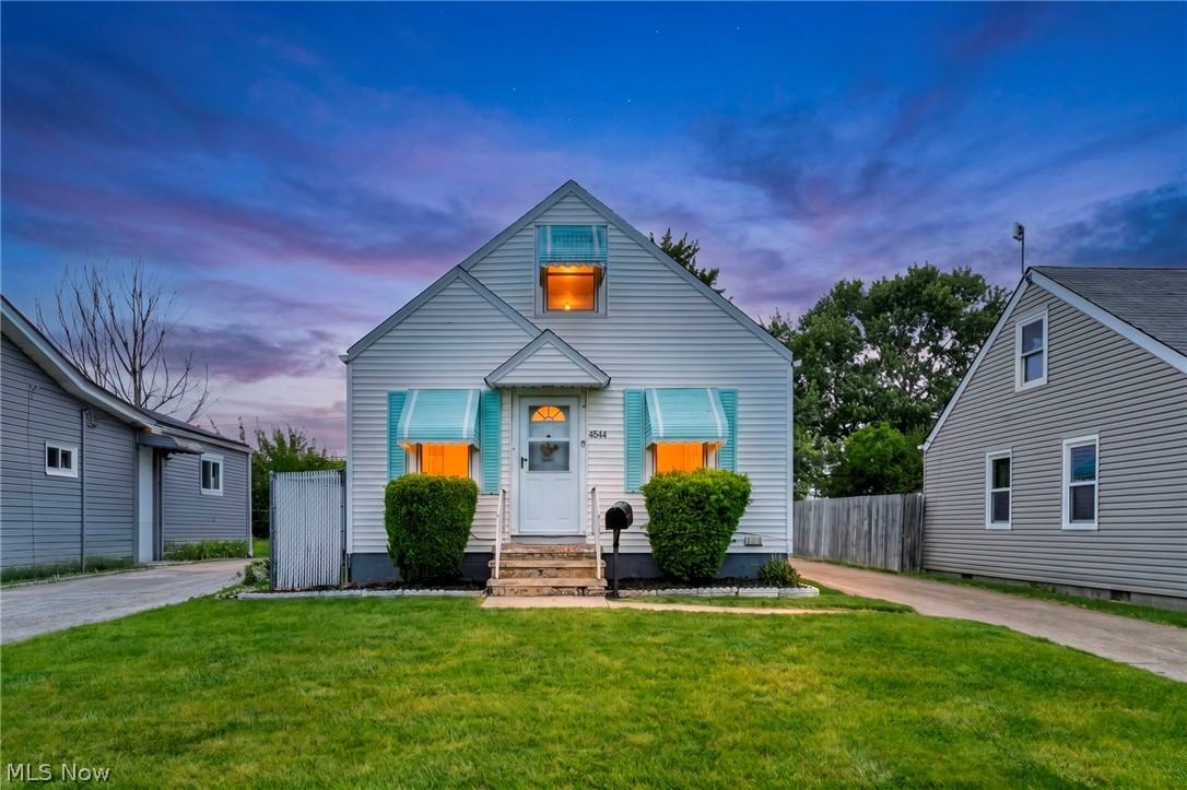 4544 W 148th Street Cleveland OH 44135