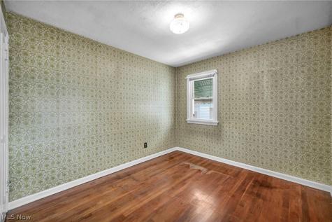 4544 W 148th Street Cleveland OH 44135