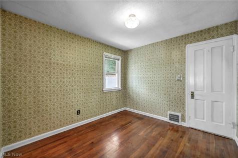 4544 W 148th Street Cleveland OH 44135