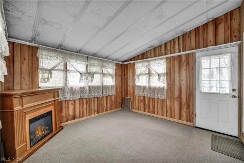 4544 W 148th Street Cleveland OH 44135