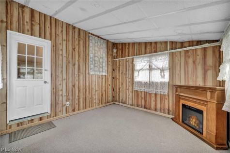 4544 W 148th Street Cleveland OH 44135