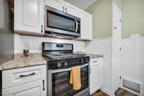 4544 W 148th Street Cleveland OH 44135