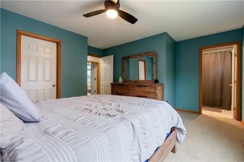 1095 Bennington Court Akron OH 44312